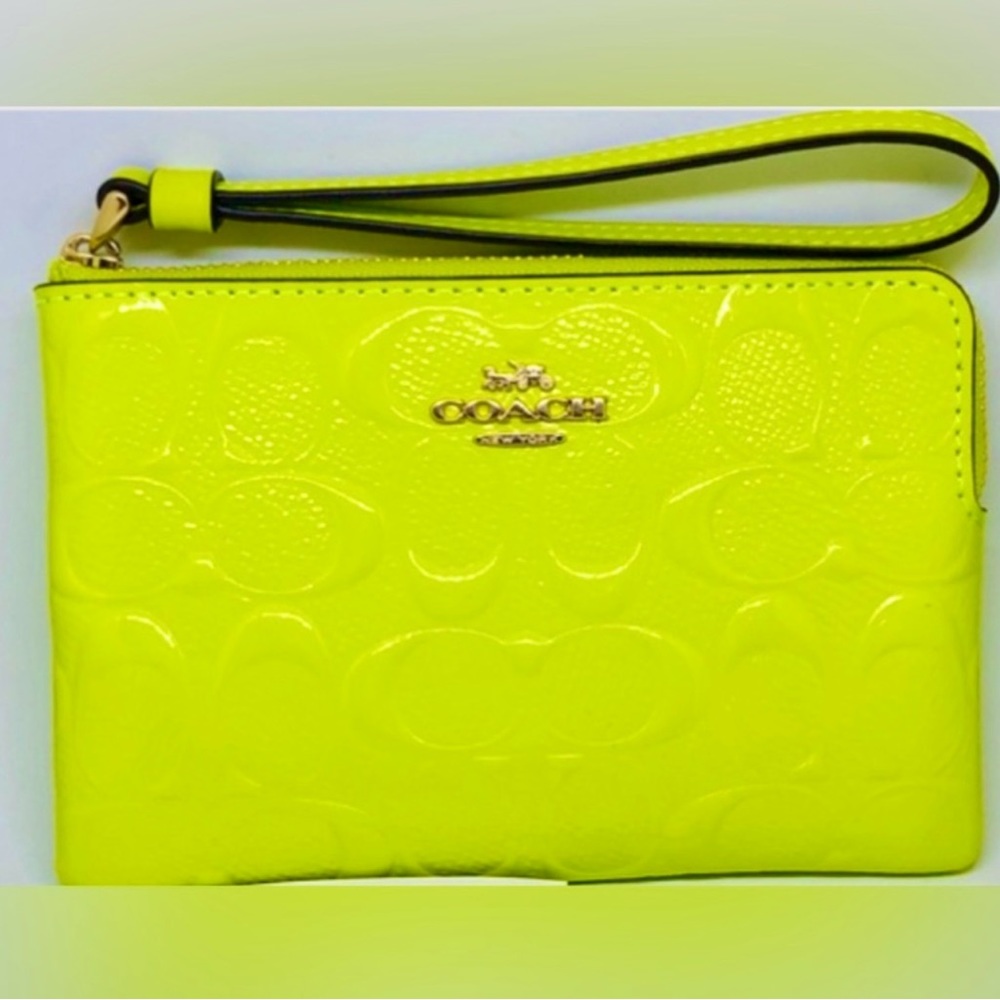 NWOT! Neon Coach Corner Zip Wristlet Embossed
